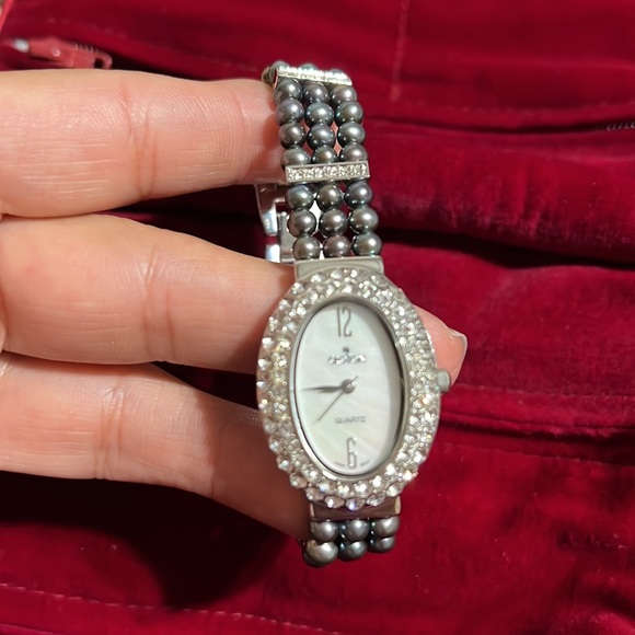 Croton Pearl Watch and Bracelet Set Dark Gray/Blue - Picture 8 of 13